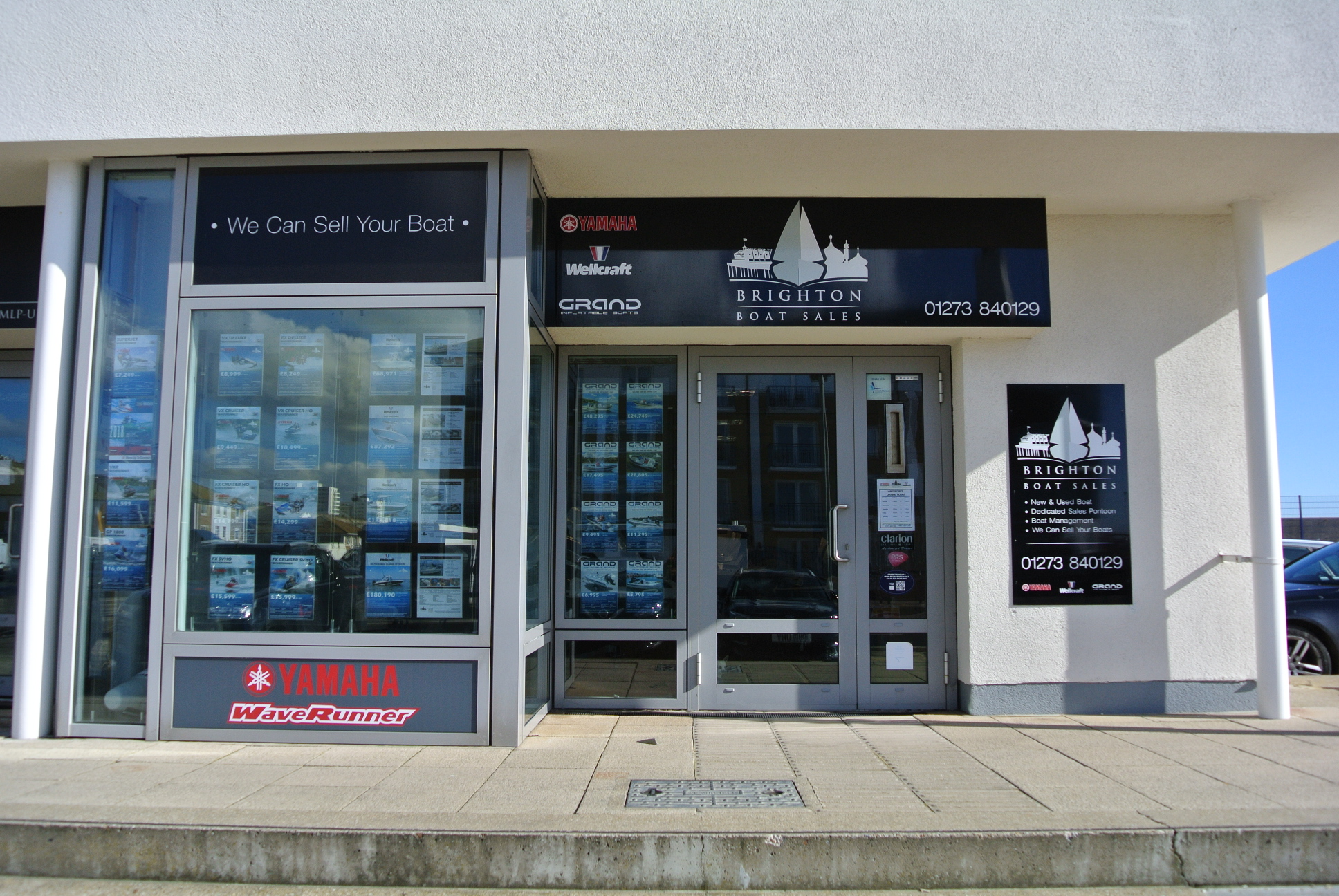 DSC_0271 Brighton Boat Sales shop front