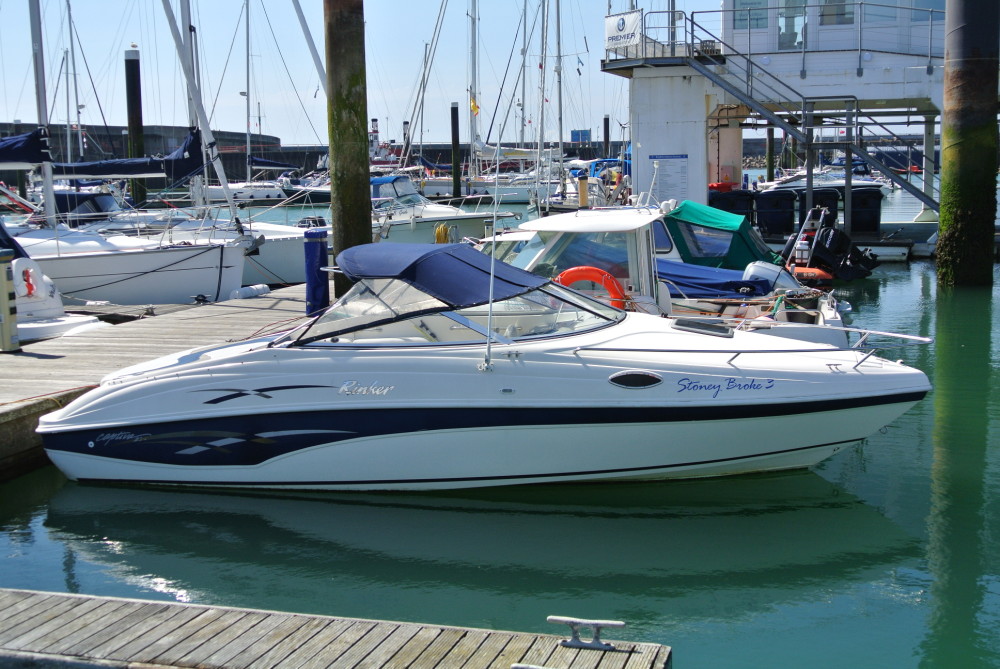Rinker 232 Captiva Cuddy Brighton Boat Sales