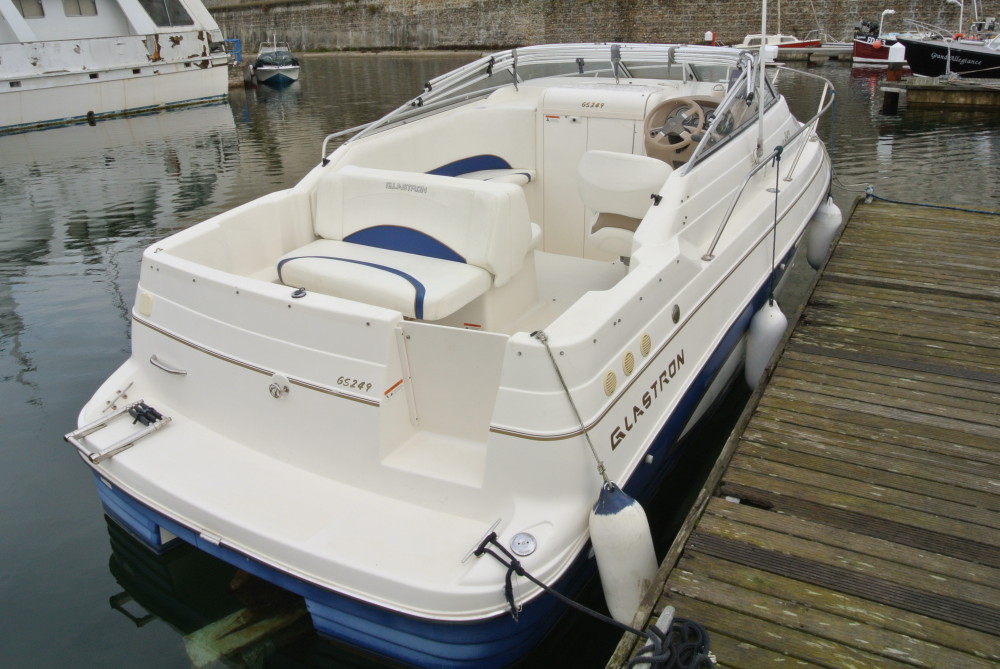 Glastron 249 – Brighton Boat Sales