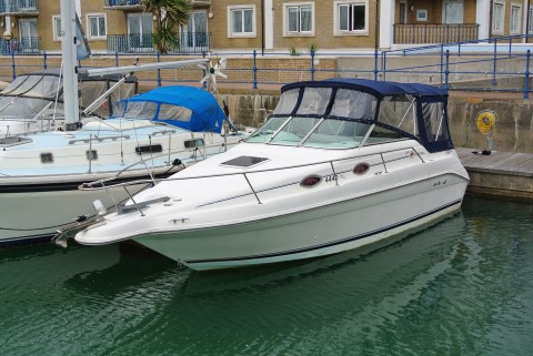 Sea Ray 250 Sundancer