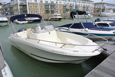 Jeanneau Cap Camarat 635 Open