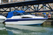 Sea Ray 220 Sundancer