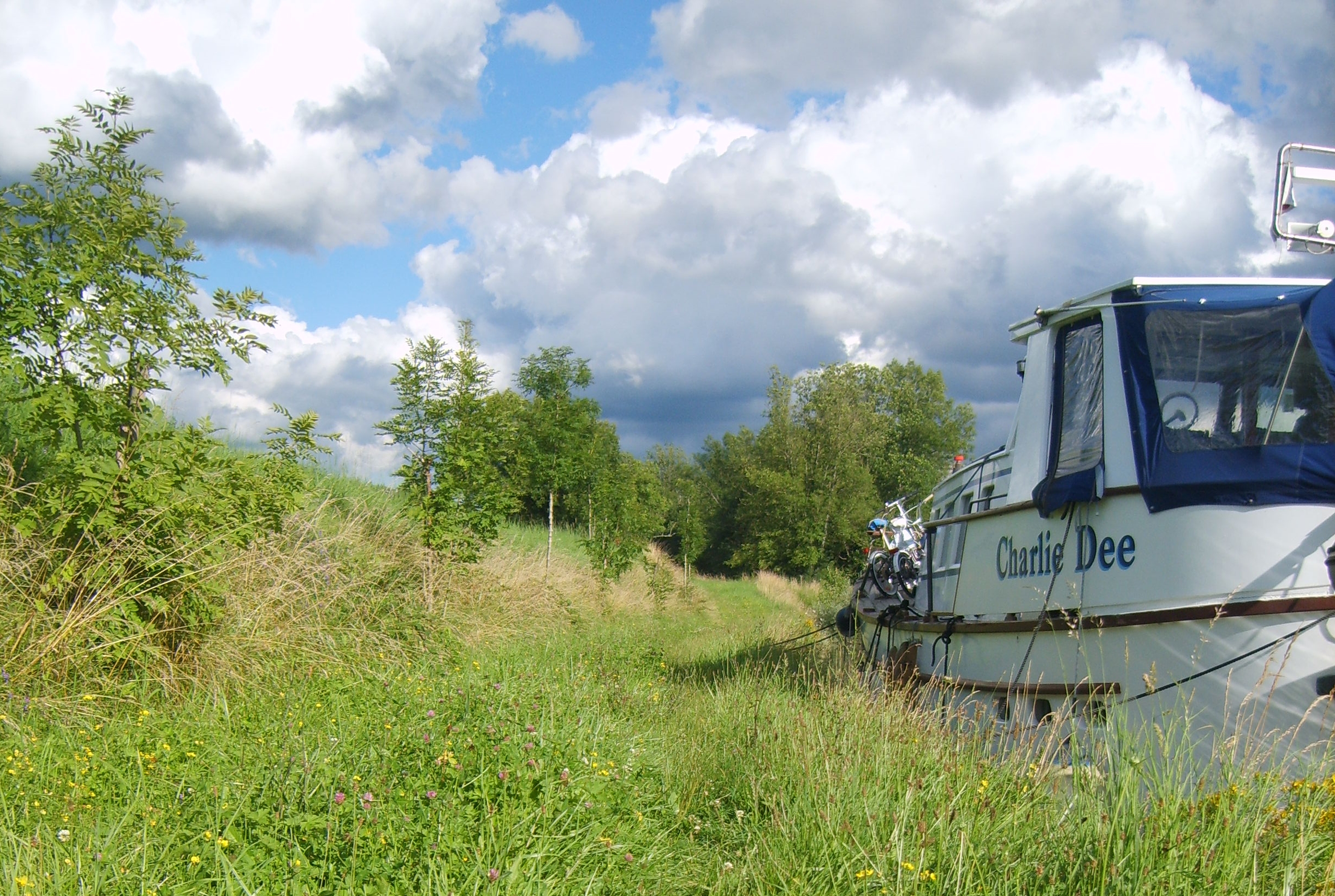 Charlie Dee Moored at Orchamps