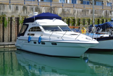Sealine F36