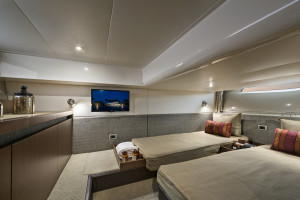 2016-Sea-Ray-400-Sundancer-Brighton-Boat-Sales