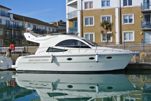 Rodman 38 Flybridge