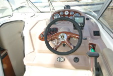 Regal 2465 Commodore