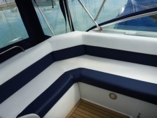 Rinker 250 Fiesta Vee