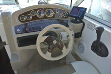 Rinker 242 Fiesta Vee