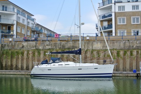 Beneteau Oceanis Clipper 373