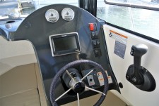 Quicksilver 605 Captur Pilothouse