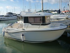 Quicksilver 605 Captur Pilothouse
