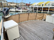 Ocean Yachts 42 Sunliner