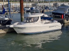 Quicksilver 640 Pilothouse