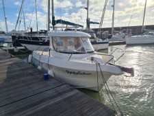 Quicksilver 640 Pilothouse