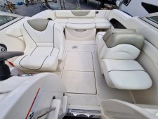 Sea Ray 215 Weekender