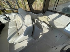 Regal 2665 Commodore