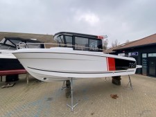 SOLD Jeanneau Merry Fisher 795 Sport (New)