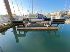 HydroHoist Boat Lift