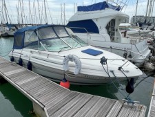Sea Ray 215 Express Cruiser