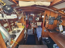 SOLD Golden Hind 31