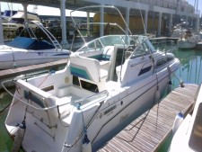 Rinker 260 Fiesta Vee