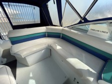 Rinker 260 Fiesta Vee