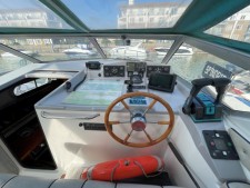 SOLD Sealine 255 Senator