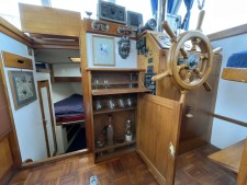 SOLD Grand Banks 32