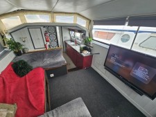 Connoisseur 1275 (Ideal Liveaboard!)