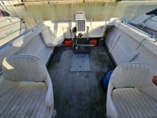 SOLD Raider 18 Cuddy