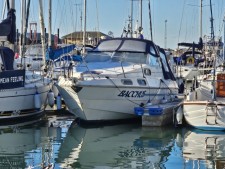 SOLD Sealine Ambassador 285