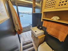 New Waterfront Luxury Houseboat
