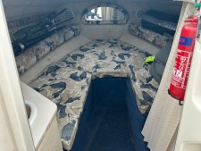 Sea Ray 215 Express Cruiser