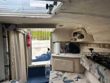 Sea Ray 215 Express Cruiser