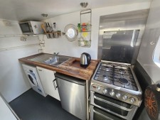 SOLD Converted Tug Liveaboard 18m