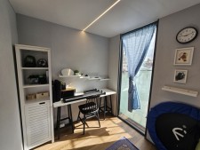 Waterlodge 5 Floating Home & Apartment