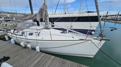 Beneteau First 33.7