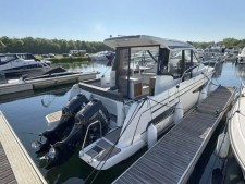 Jeanneau Merry Fisher 895